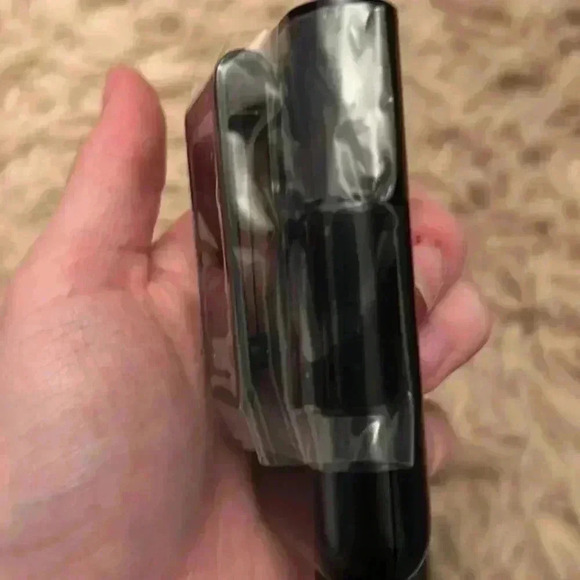 Backseat Car Charger W Clip - Picture 4 of 6